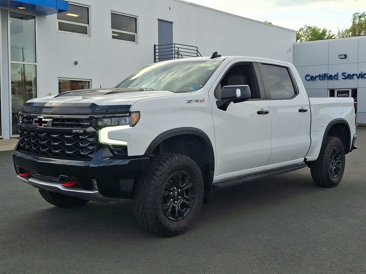 Spotlight on the 2022 Chevrolet Silverado: A Must-See Truck in Union, NJ!