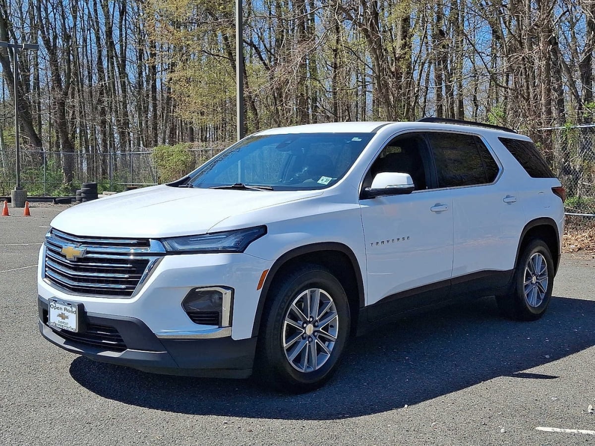 Tesla Model 3 NJ? Discover the Chevy Traverse | Jorge Valdivia