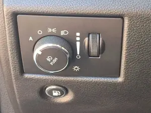 2020 Jeep Grand Cherokee Limited 4x4, photo 24 of 31