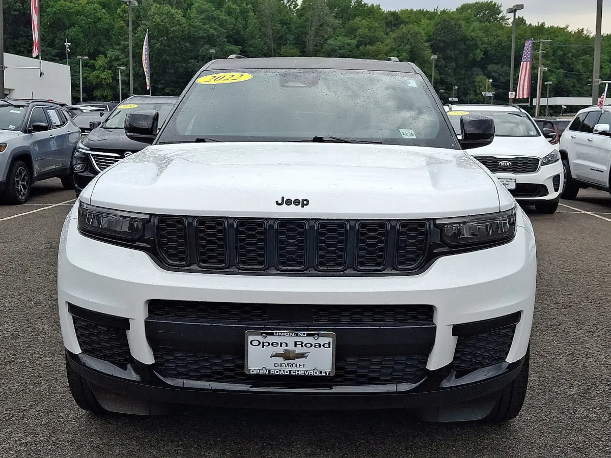 2022 Jeep Grand Cherokee L Altitude 4x4: is the mileage okay for you?