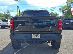2026 RAM 1500 RHO Crew Cab 4x4 5'7" Box, photo 5 of 33