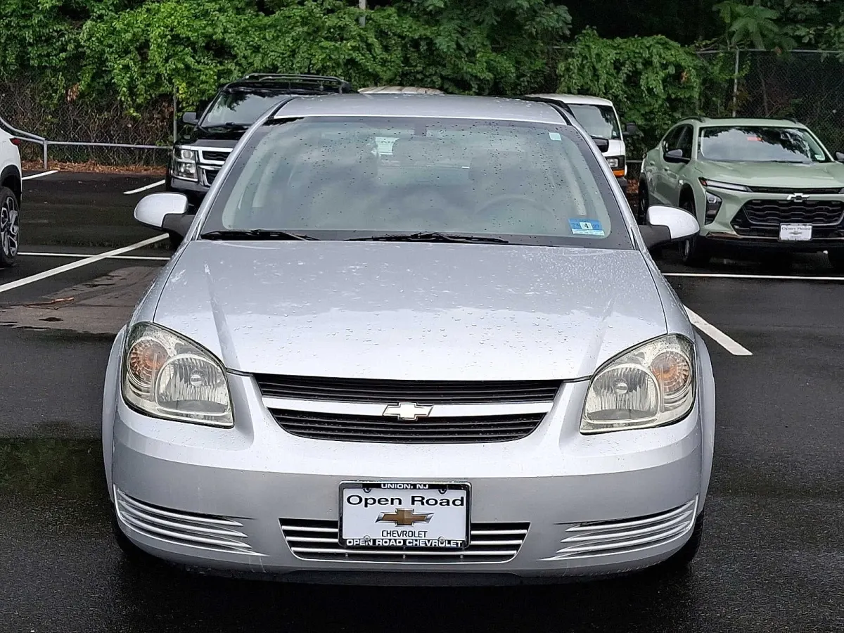 2010 Chevrolet Cobalt LT w/1LT: is this a smart low-cost commuter?