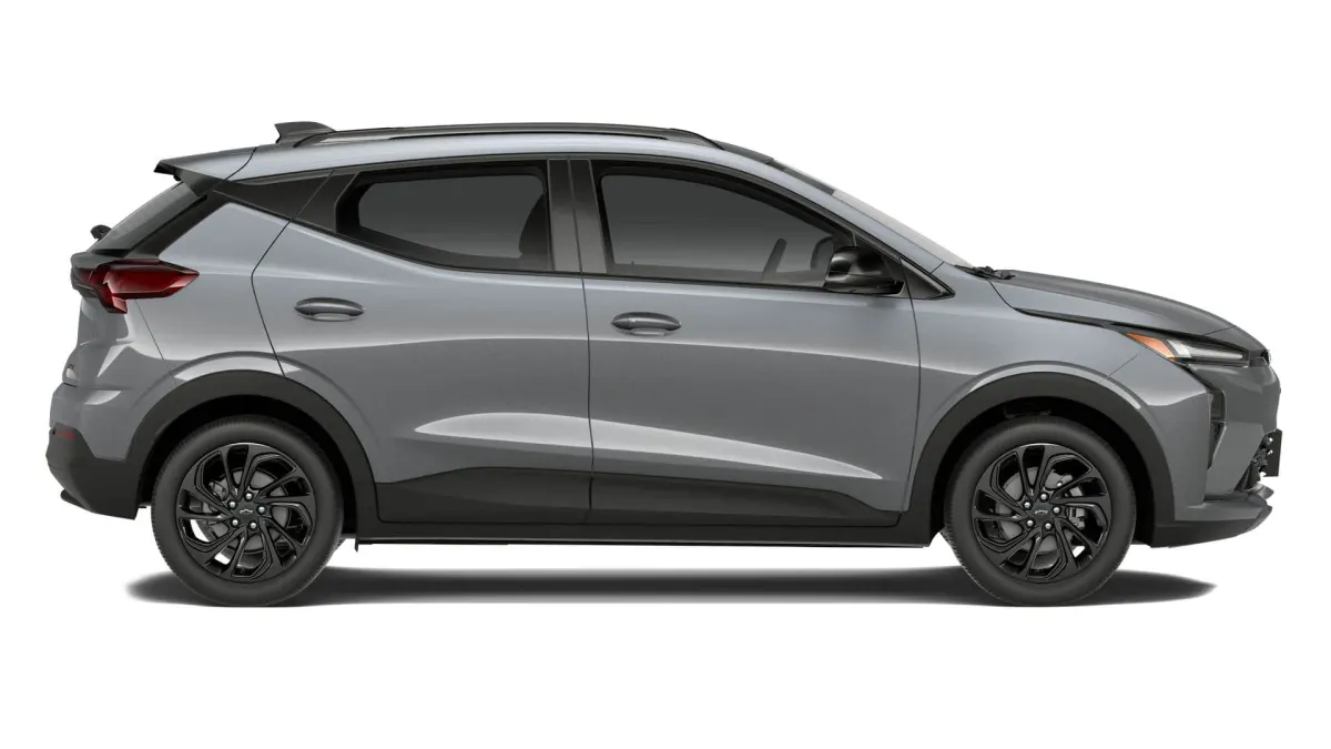 2027 Chevrolet Bolt RS, photo 1 of 5