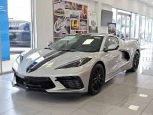 2026 Chevrolet Corvette Stingray 2LT, photo 2 of 6