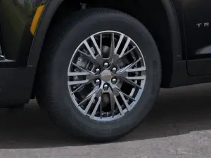2027 Chevrolet Traverse LT, photo 8 of 23