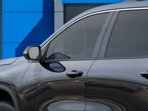 2027 Chevrolet Traverse LT, photo 11 of 23