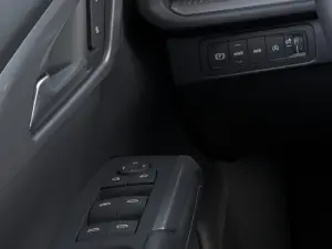 2027 Chevrolet Traverse LT, photo 21 of 23
