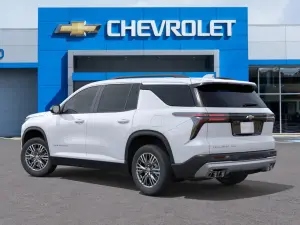 2027 Chevrolet Traverse LT, photo 2 of 23