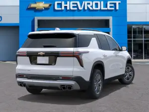2027 Chevrolet Traverse LT, photo 3 of 23