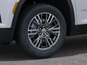 2027 Chevrolet Traverse LT, photo 8 of 23