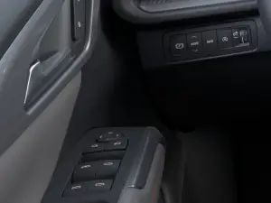 2027 Chevrolet Traverse LT, photo 21 of 23