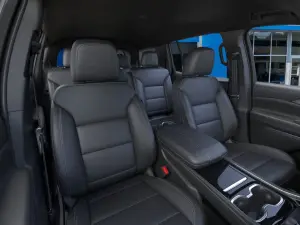 2027 Chevrolet Traverse LT, photo 15 of 23