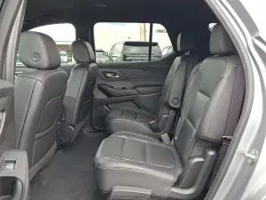 2023 Chevrolet Traverse LT Leather, photo 9 of 31