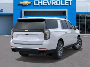 2026 Chevrolet Suburban High Country, photo 3 of 23