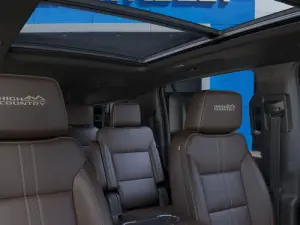 2026 Chevrolet Suburban High Country, photo 23 of 23