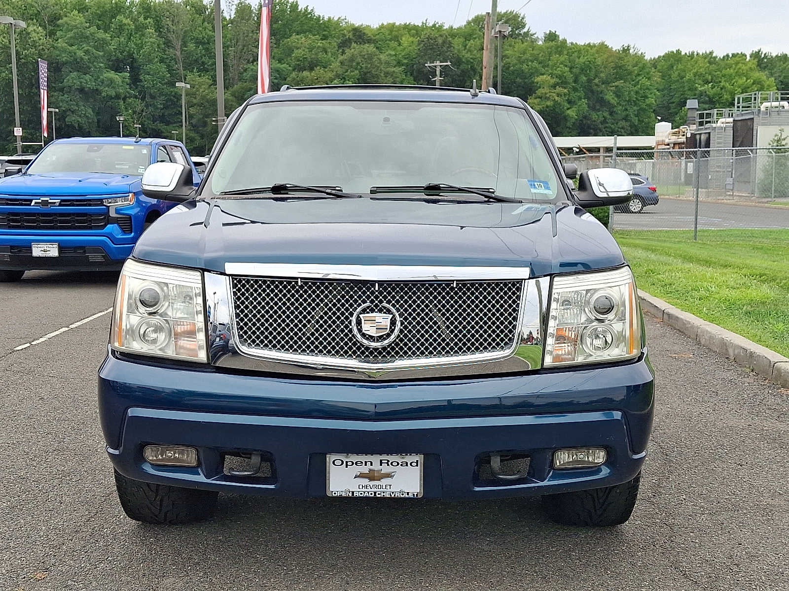 2006 Cadillac Escalade Standard