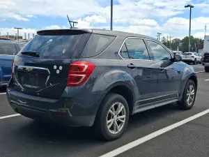 2017 Chevrolet Equinox LS, photo 3 of 29