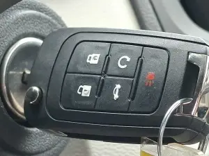 2017 Chevrolet Equinox LS, photo 22 of 29