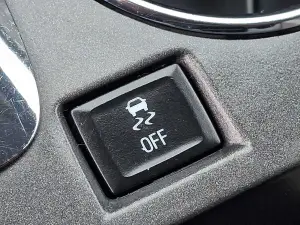 2017 Chevrolet Equinox LS, photo 23 of 29