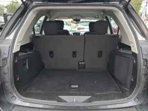 2017 Chevrolet Equinox LS, photo 27 of 29