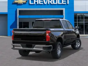 2026 Chevrolet Silverado 1500 LT, photo 3 of 23