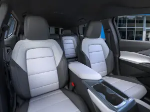 2025 Chevrolet Equinox EV LT, photo 15 of 23