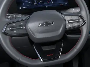 2027 Chevrolet Equinox RS, photo 18 of 23