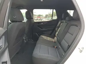 2026 Chevrolet Equinox LT, photo 9 of 30
