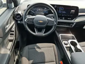 2026 Chevrolet Equinox LT, photo 10 of 30