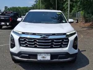 2026 Chevrolet Equinox LT, photo 1 of 29