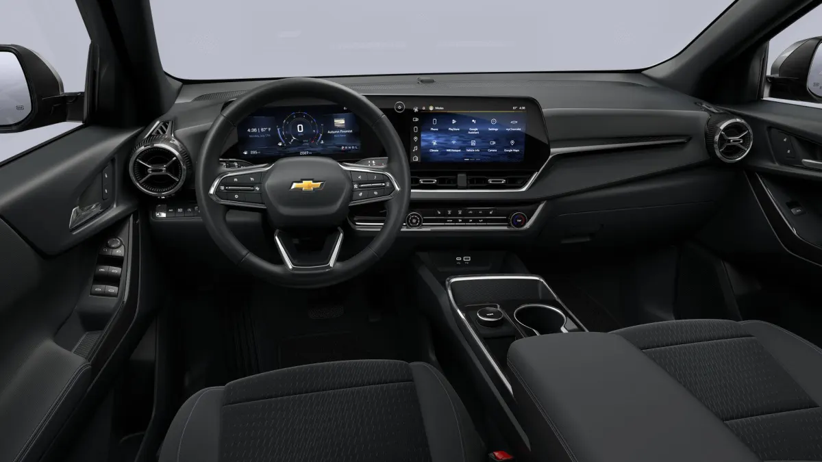 2027 Chevrolet Equinox LT, photo 4 of 5