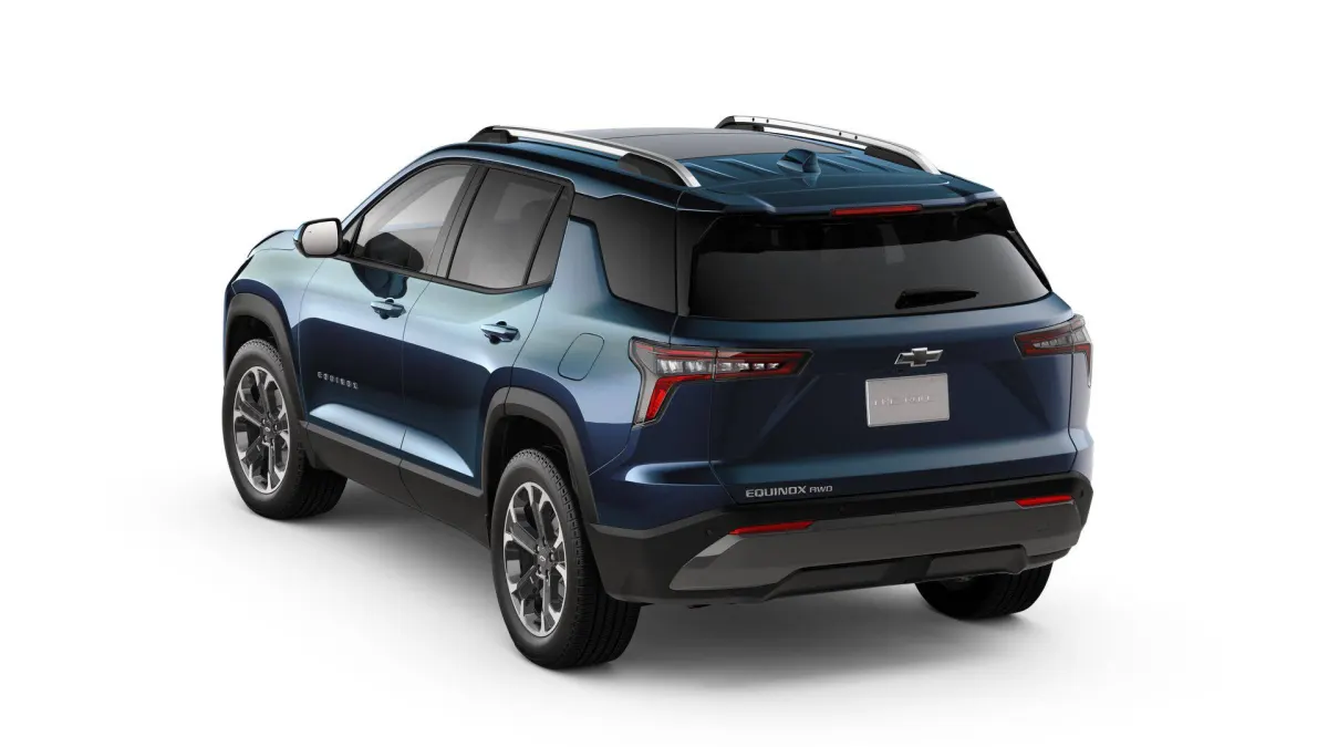 2027 Chevrolet Equinox LT, photo 1 of 5