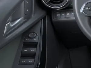 2027 Chevrolet Equinox LT, photo 21 of 23