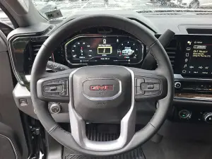 2024 GMC Sierra 1500 SLE, photo 17 of 29