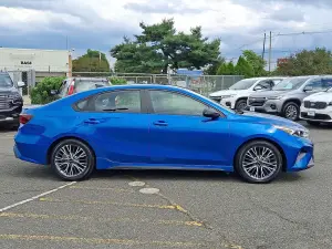 2023 Kia Forte GT-Line, photo 6 of 31