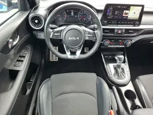 2023 Kia Forte GT-Line, photo 10 of 31