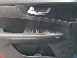 2023 Kia Forte GT-Line, photo 11 of 31