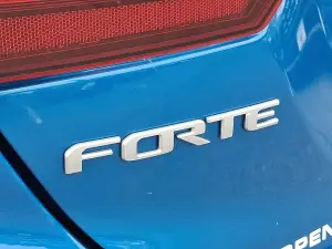 2023 Kia Forte GT-Line, photo 30 of 31