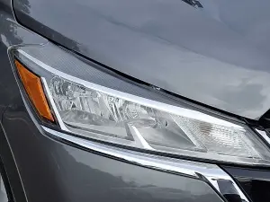 2025 Nissan Kicks Play, photo 8 of 29