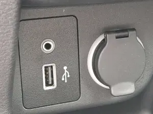 2025 Nissan Kicks Play, photo 22 of 29