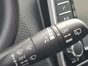 2025 Nissan Kicks Play, photo 25 of 29