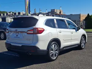 2022 Subaru Ascent Limited, photo 5 of 31