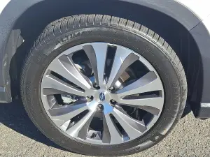 2022 Subaru Ascent Limited, photo 7 of 31