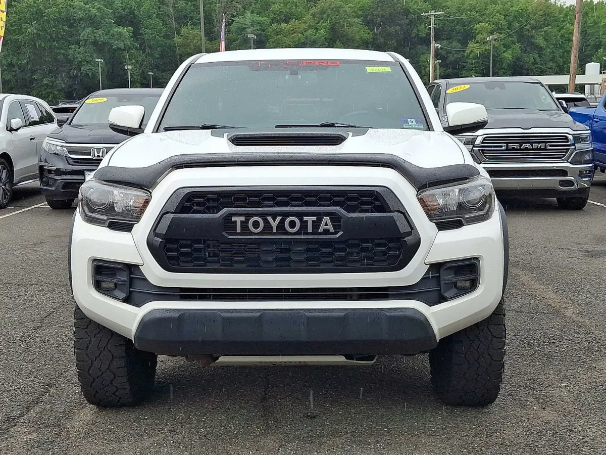 2017 Toyota Tacoma TRD Pro, photo 1 of 30