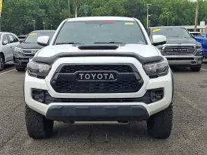 2017 Toyota Tacoma TRD Pro, photo 1 of 30