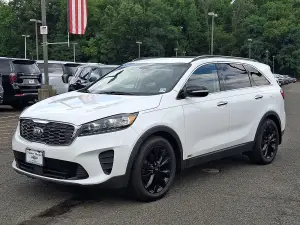 2020 Kia Sorento 3.3L S, photo 2 of 31