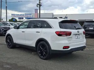2020 Kia Sorento 3.3L S, photo 3 of 31