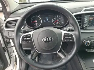 2020 Kia Sorento 3.3L S, photo 18 of 31