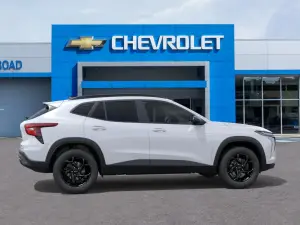 2026 Chevrolet Trax LT, photo 4 of 23