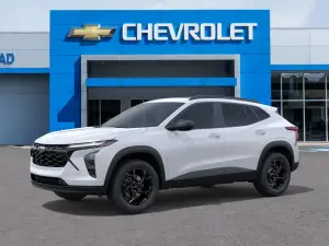 2026 Chevrolet Trax LT, photo 1 of 23